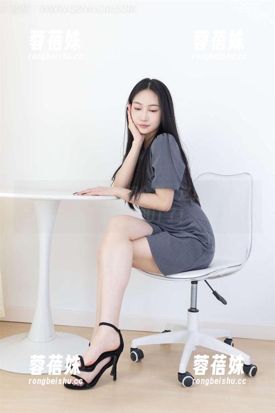 物恋传媒-菜菜 物恋传媒 - 菜菜短裤合集:这组照片,再不看你就OUT了!