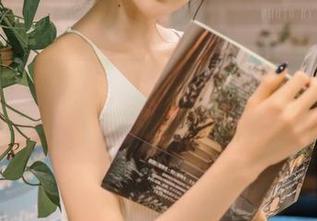 不只是礼服,王羽杉的写真简直是壁纸界的艺术大片!