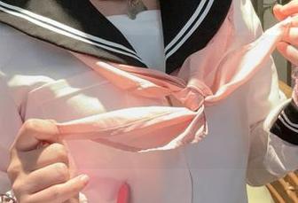 神沢永莉的粉色私房美图：你能想象她用这色彩征服了多少心吗？我就是其中一个！