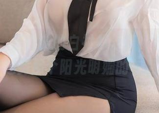 秀人网 – 唐安诺的白衬衫分享,仿佛瞬间穿越到那个阳光明媚的午后!
