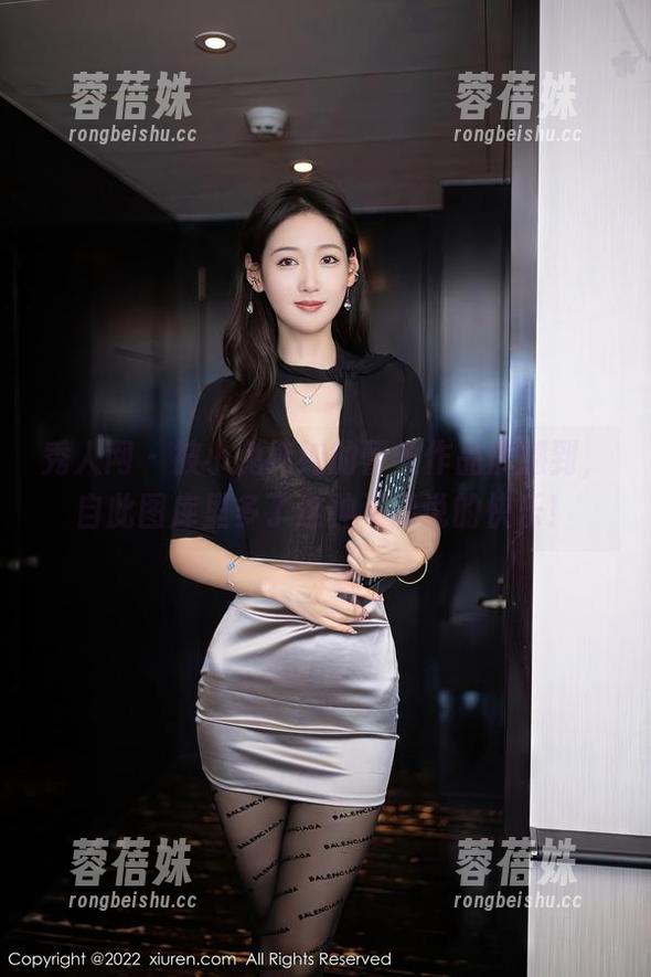 秀人网-小兔纯纯 秀人网 - 被小兔纯纯的蕾丝作品震撼到,自此图库里多了这种不能说的快乐!