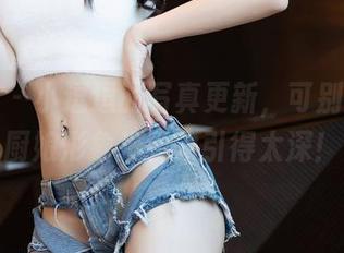 秀人网 – 小逗逗的写真更新，可别让她的厨娘形象把我勾引得太深！