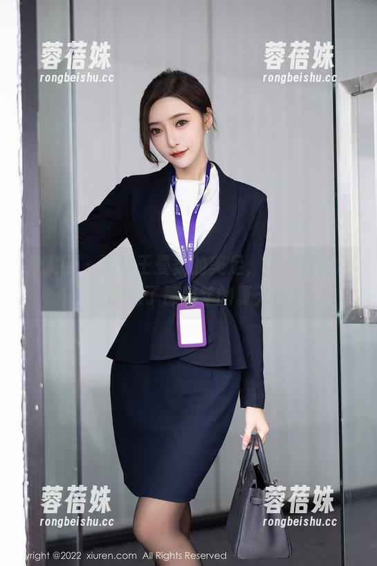 秀人网-王曼柔 秀人网 - 遇见王曼柔的美足,原图资源让我想起了那些年的夏天…