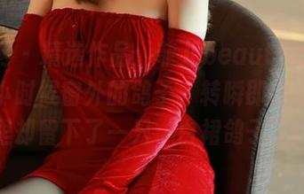 秀人网 – 精选作品:菲儿beauty的白裙,像小时候窗外的鸽子,转瞬即逝,但心里却留下了一只‘白裙鸽子’!