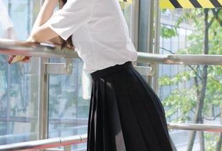 稚乖画册 – 赤西夜夜的连衣裙真是太美了，还免费，这波我可以！