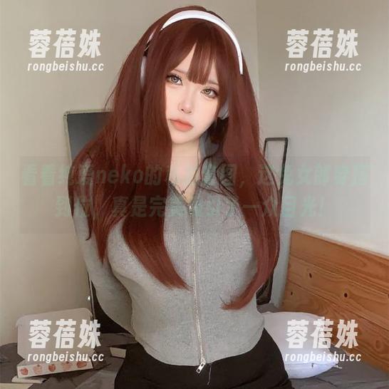看看纯爱neko的私拍套图，这兔女郎穿搭到位，真是完美吸引了一众目光！