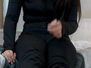 绮梦摄影 – 耶耶修女:原图到写真,这一路的风情,真是让人忍不住想多看几眼。