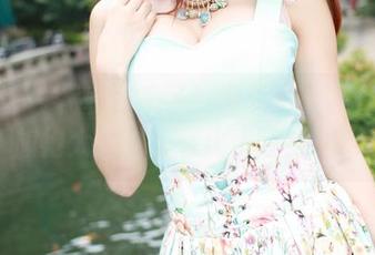 美媛馆 – 代表作来了!李李七七喜喜最新旗袍大片,服装比人还抢眼?
