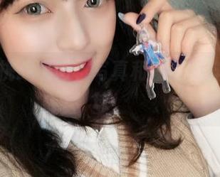 舞小喵挑战极限，写真和剧情同样抓人眼球！