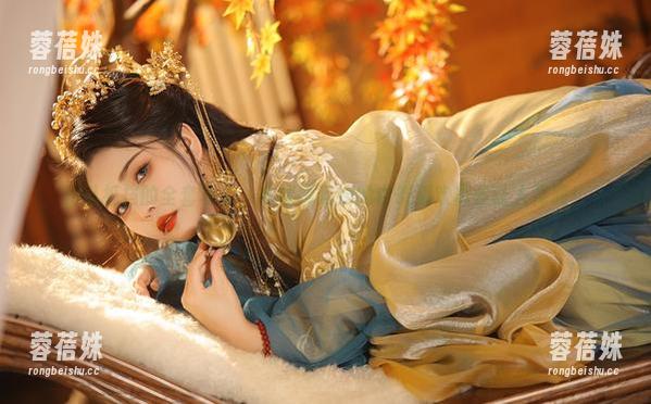 难以抵挡的全套写真，苏嫣嫣阿姨的白茶清欢真是让人捧腹！