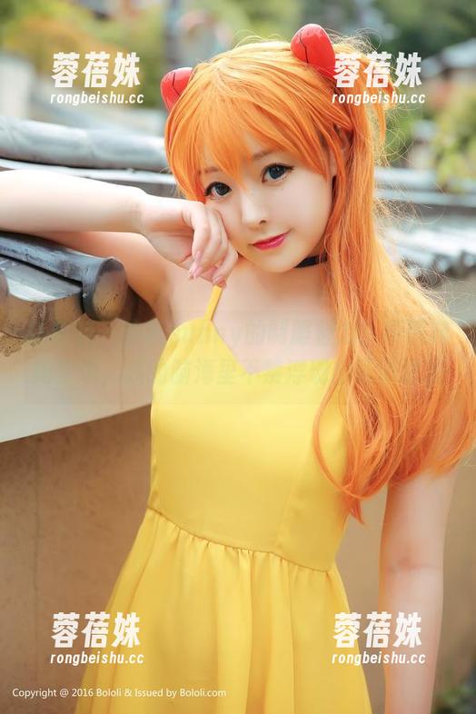 菠萝社 - 晓茜sunny的制服魅力：原图宛如梦境，我的脑海里不禁浮现出无限联想