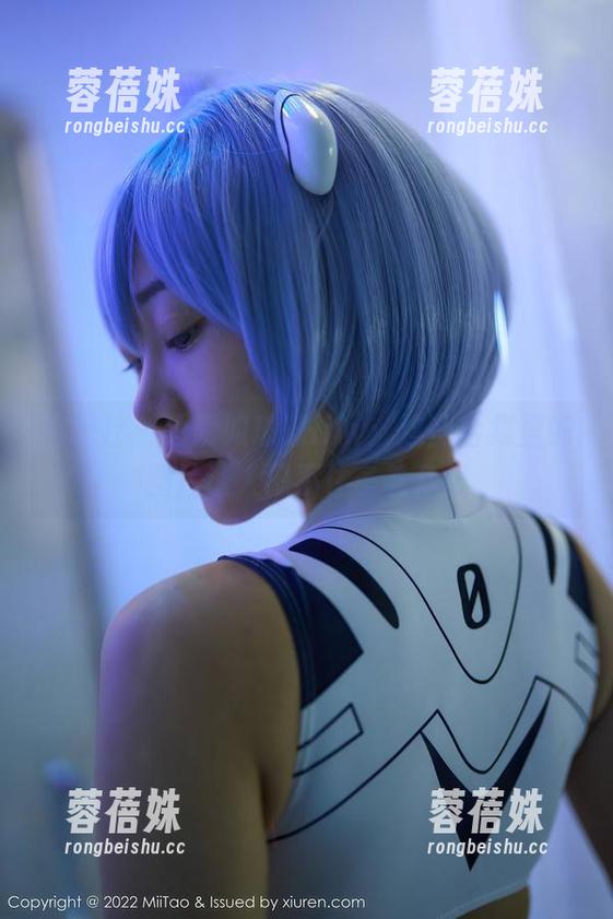 蜜桃社 - 透明如琉璃lily：这些合集里的图片让人忍不住多看几眼