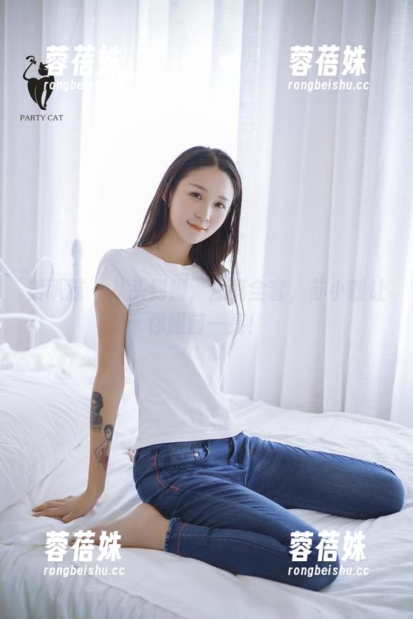轰趴猫-苏小暖 轰趴猫 - 从头到脚,油亮全套,苏小暖让你眼前一亮!