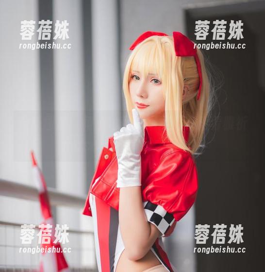 最新图集：裙子也可以不重要，看看雅祈masaki的内衣之美吧！