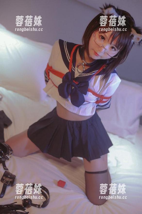 别怕！下载青水百合子的图片，小狼带你玩转幽默世界！