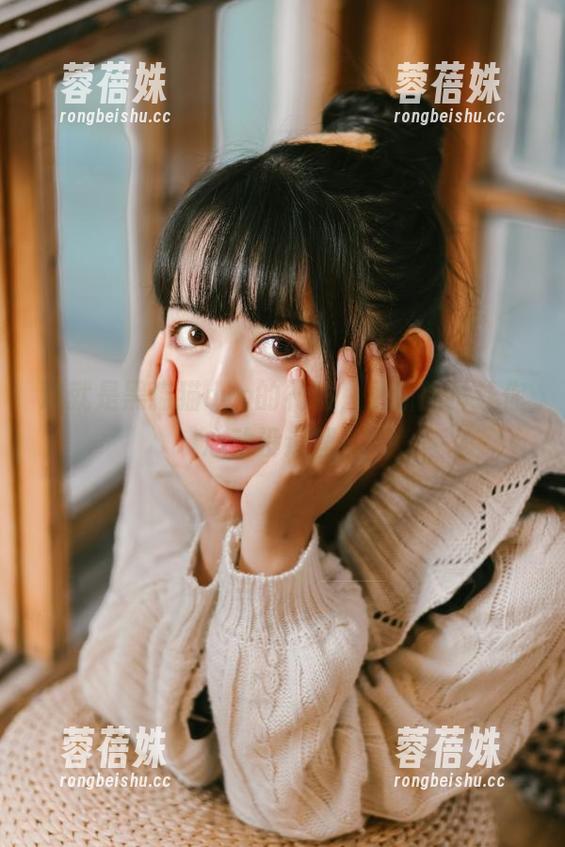 这就是黑猫猫ovo的礼服，更新图片让你心动没道理！